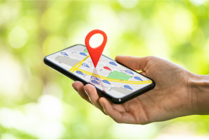How Local Proximity with Verified Reviews Helps Pick Safer Local Businesses